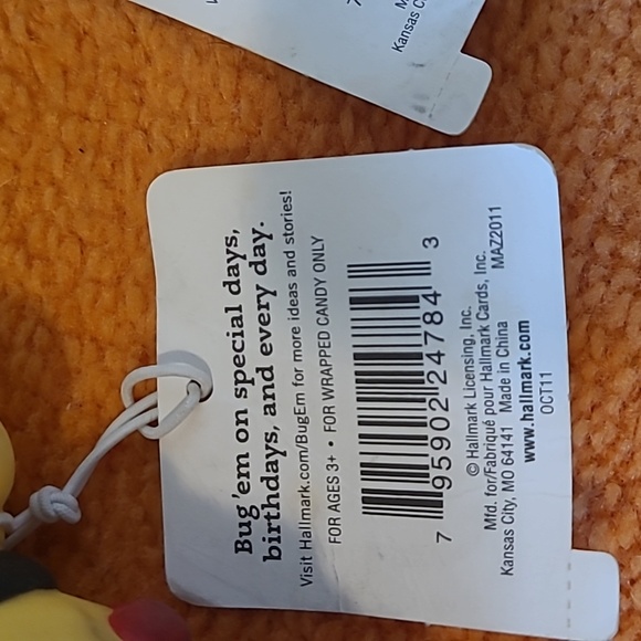 HallmarkBug Em Keychain Set 2011,2012 - Picture 6 of 6